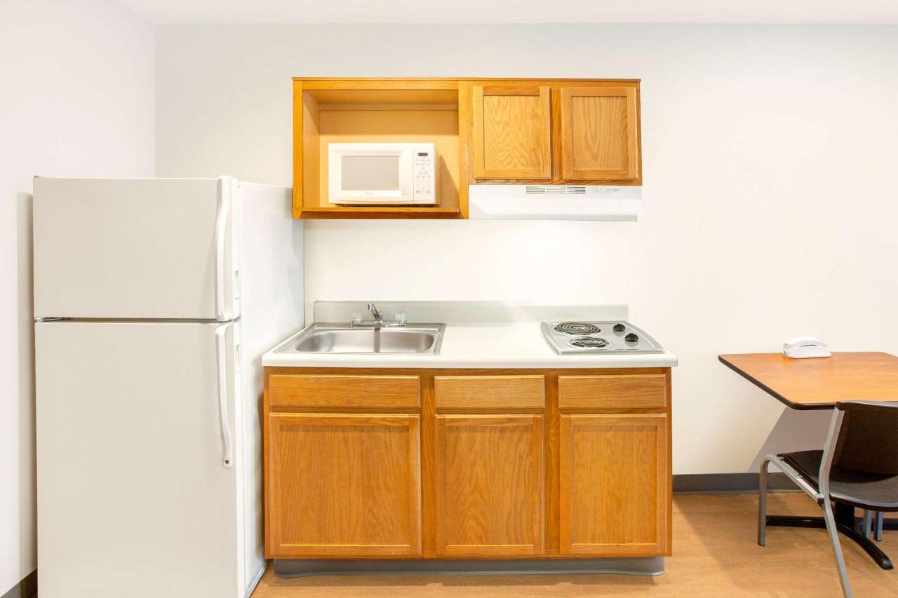 Woodspring Suites Brownsville Zewnętrze zdjęcie