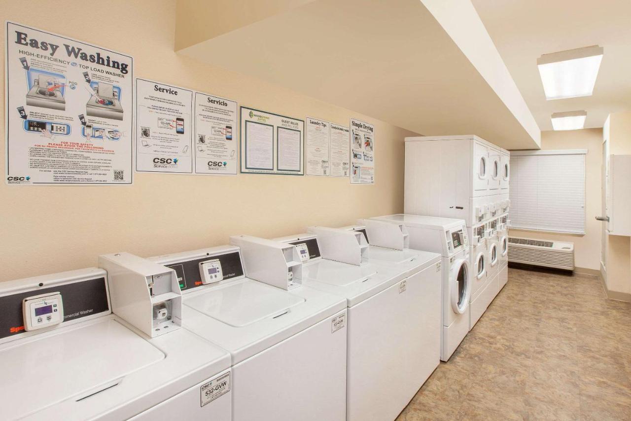 Woodspring Suites Brownsville Zewnętrze zdjęcie